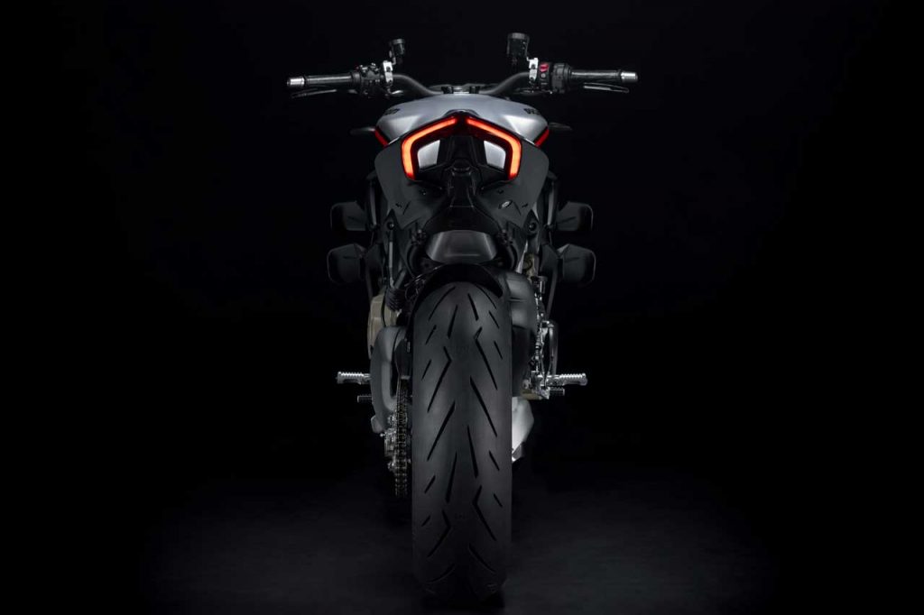 2022 Ducati Streetfighter V4 SP 14