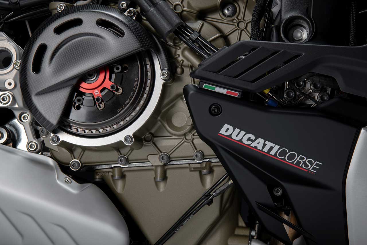 2022 Ducati Streetfighter V4 SP - Engine