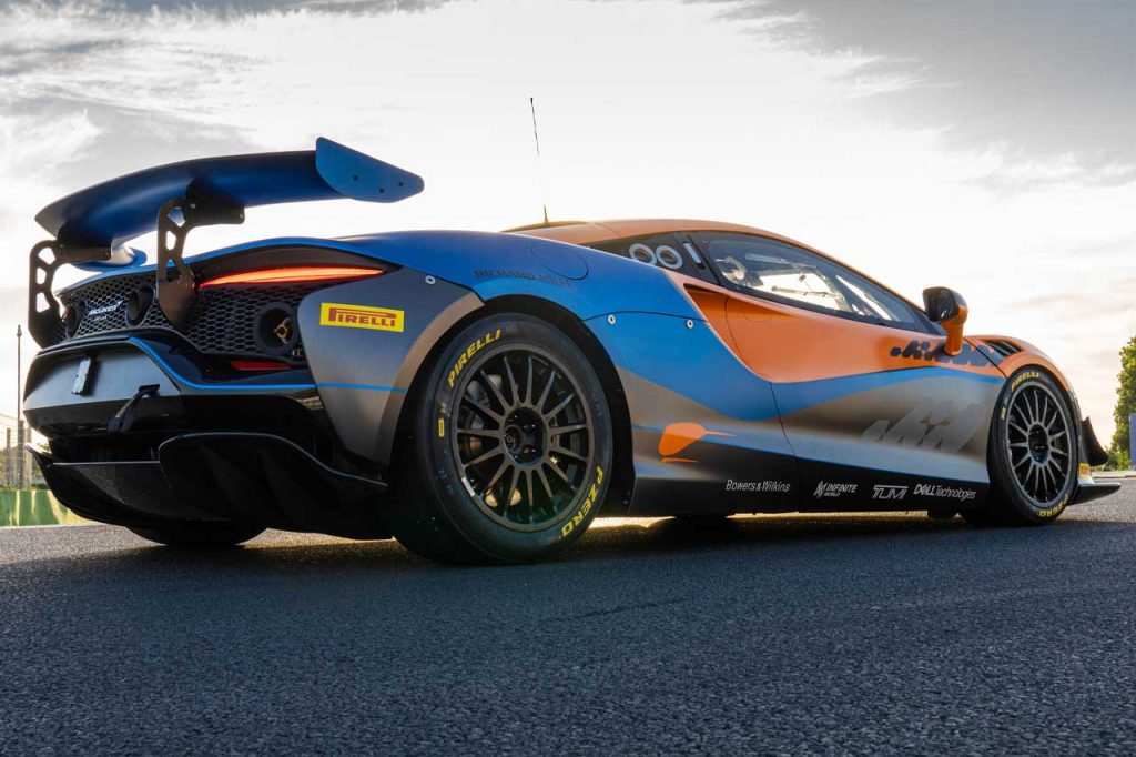 McLaren Artura GT4 2