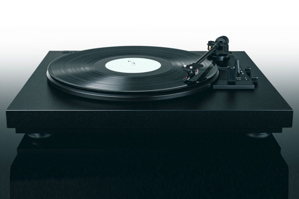 Pro-Ject Automat A1 Turntable