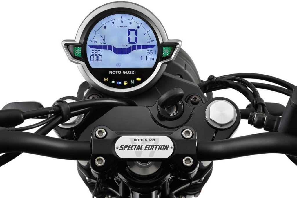 Moto Guzzi V7 Stone Special Edition 5