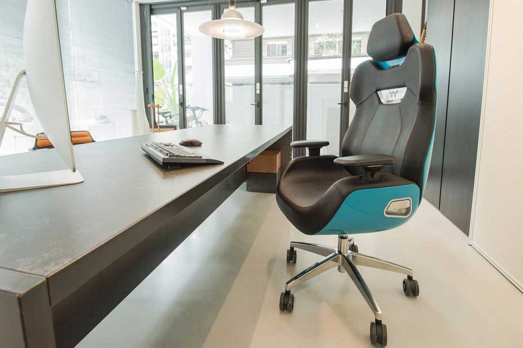 Thermaltake x Studio F. A. Porsche Argent E700 Gaming Chair 6