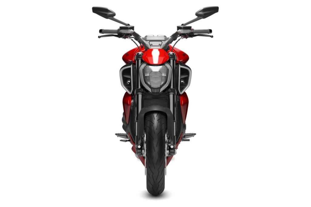 2023 Ducati Diavel V4 11