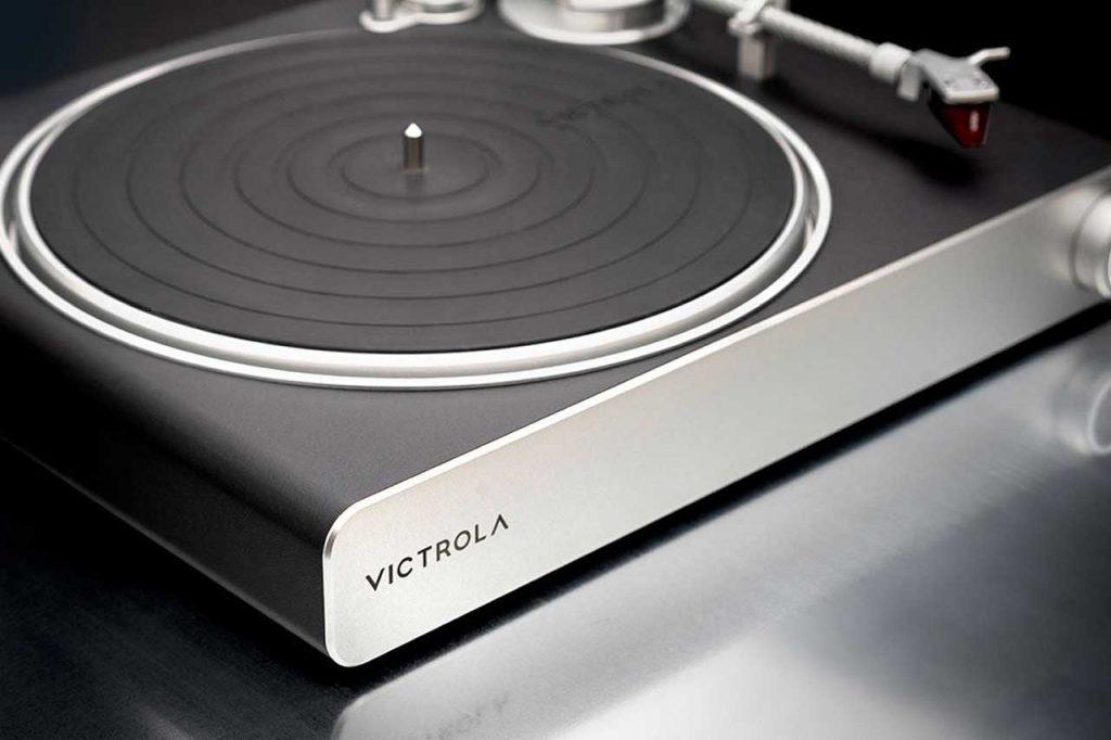 Victrola Stream Carbon Turntable 11