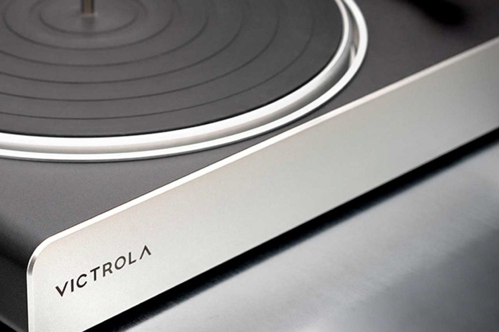 Victrola Stream Carbon Turntable 8