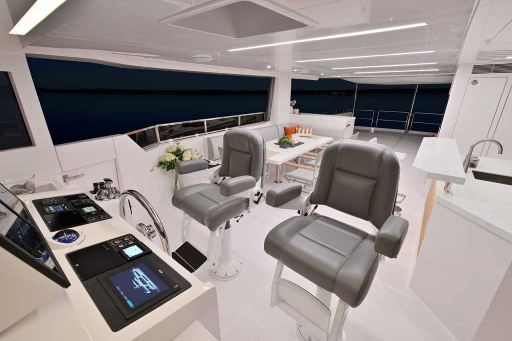 Horizon Yachts FD75 Open 7