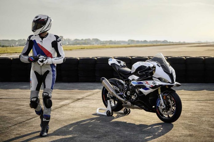 BMW Motorrad Ride & Style Collection 2023