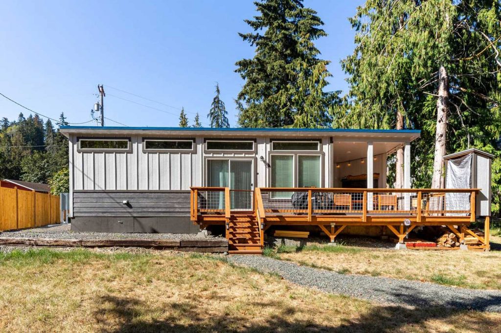 11 Best Airbnb Tiny Houses In the USA 2023 48