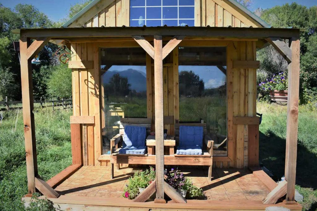 11 Best Airbnb Tiny Houses In the USA 2023 63