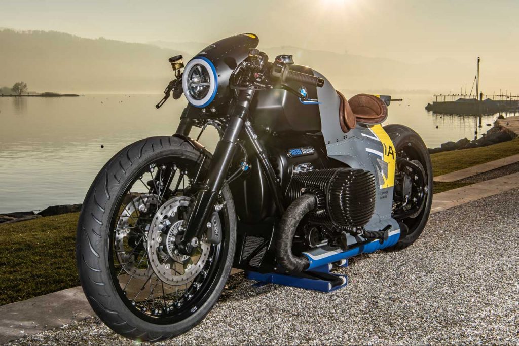 BMW R 18 Iron Annie A Custom Motorcycle Inspired by an Aviation Legend 10