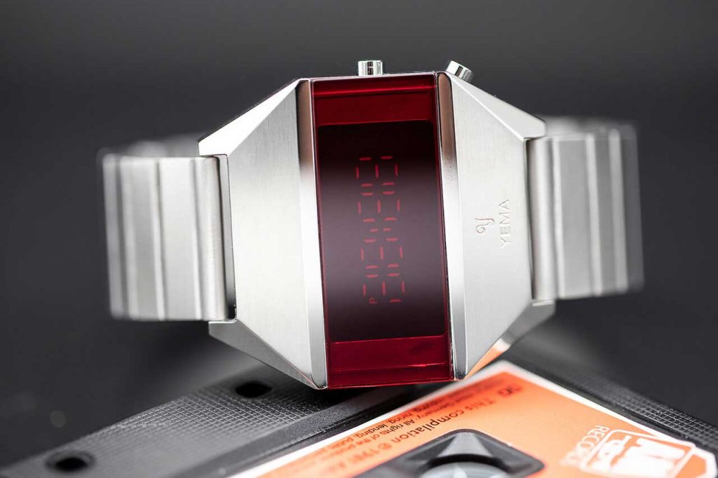 10 Best Digital Watches for Men 25