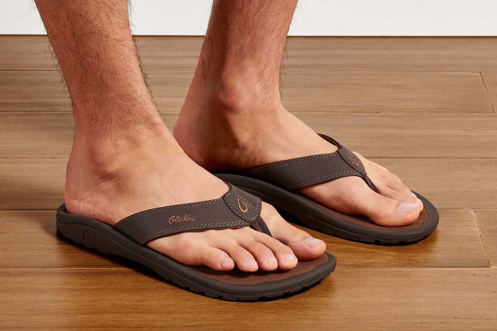 10 Best Water Sandals for Men 19
