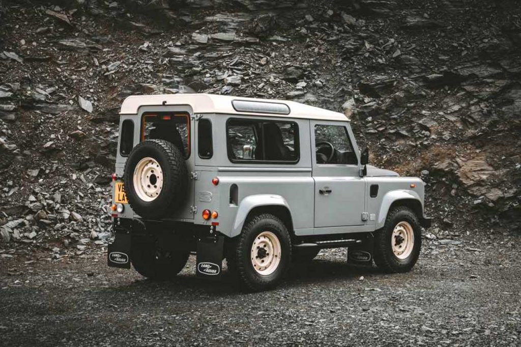 Land Rover Classic Defender Works V8 Islay Edition 9