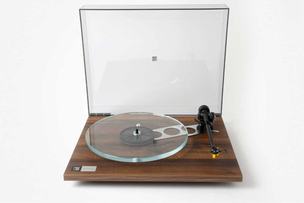 Rega Launches 50th Anniversary Edition of Iconic Planar 3 Turntable 4