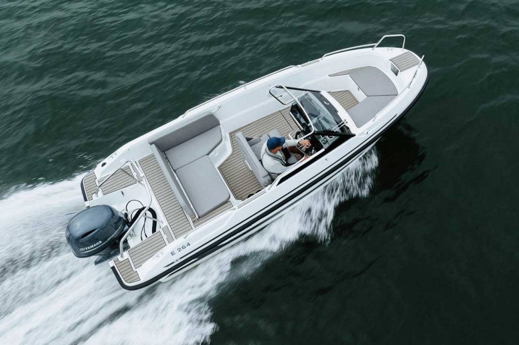 Yamarin 59 SC A Spacious and Practical Boating Experience 15
