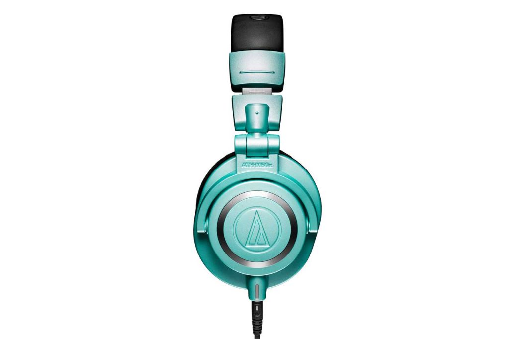 Audio Technica ATH M50x Ice Blue Limited Edition 4