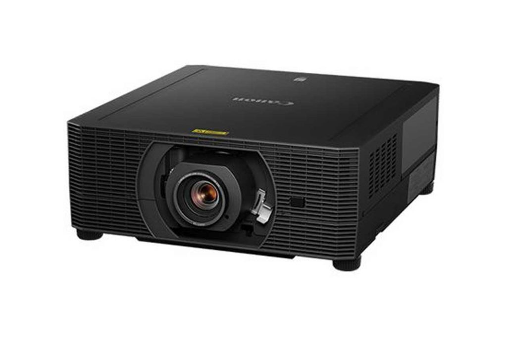 Canon REALiS 4K6021Z Projector 2
