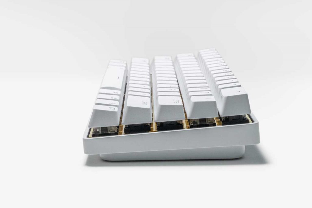 SteelSeries Apex Pro Mini Limited Edition White x Gold Keyboard 9