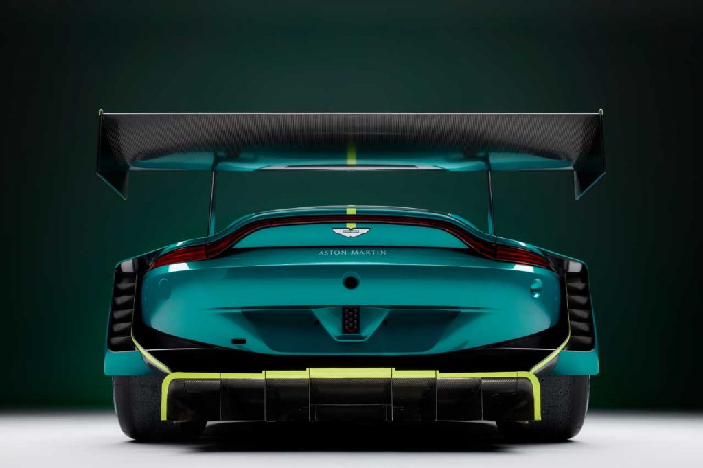 Aston Martin Vantage GT3 4