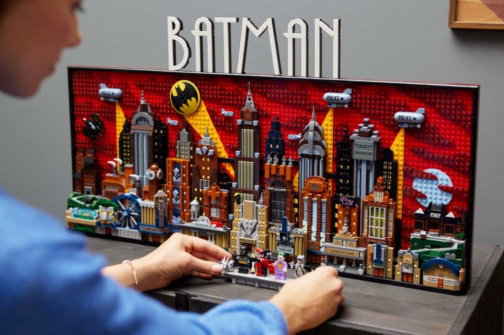 LEGO DC Batman Gotham City Skyline Set 8