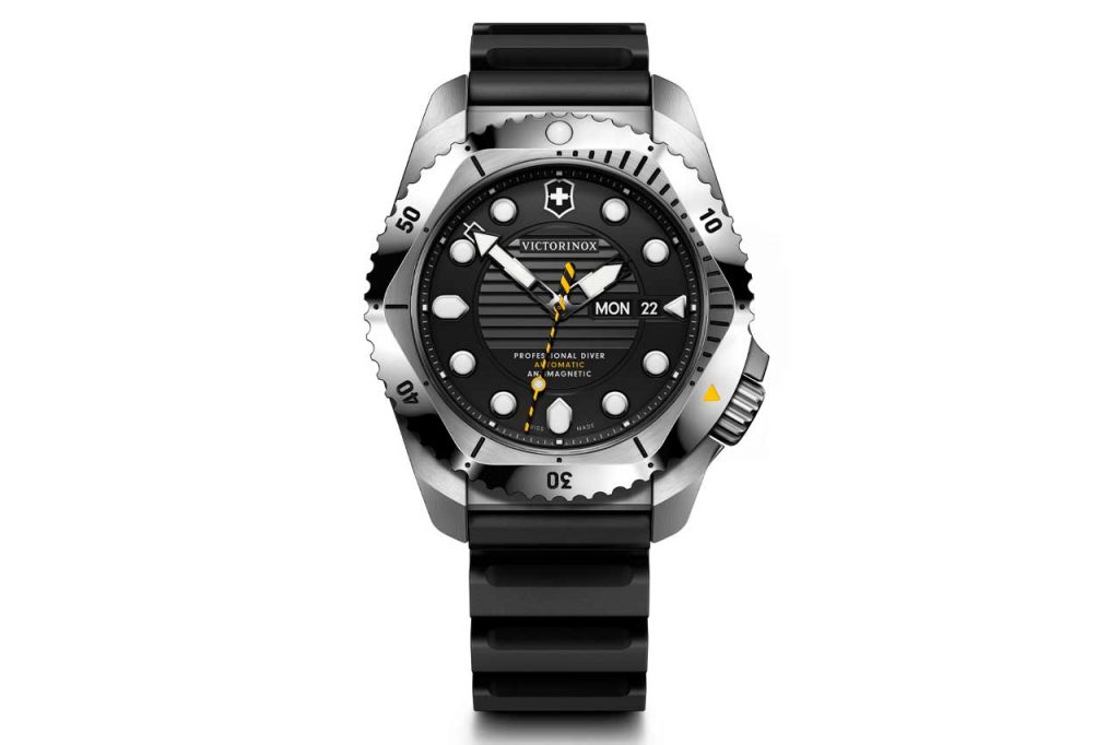 Victorinox Dive Pro Watch 5
